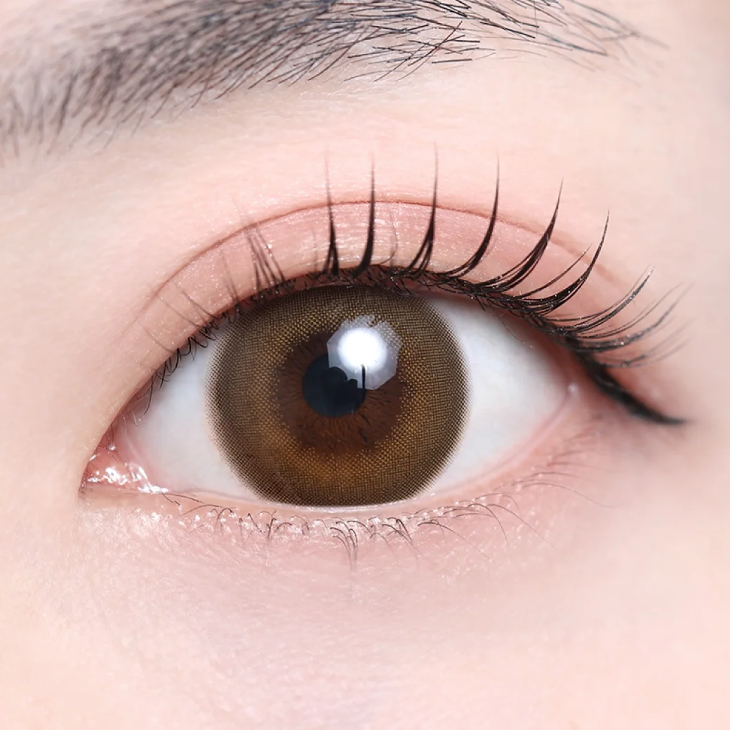 ダスベージュ（1MONTH）の着画